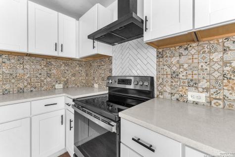 2236 Schley San Antonio TX 78210