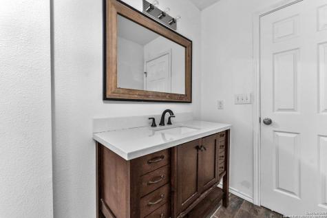 2236 Schley San Antonio TX 78210