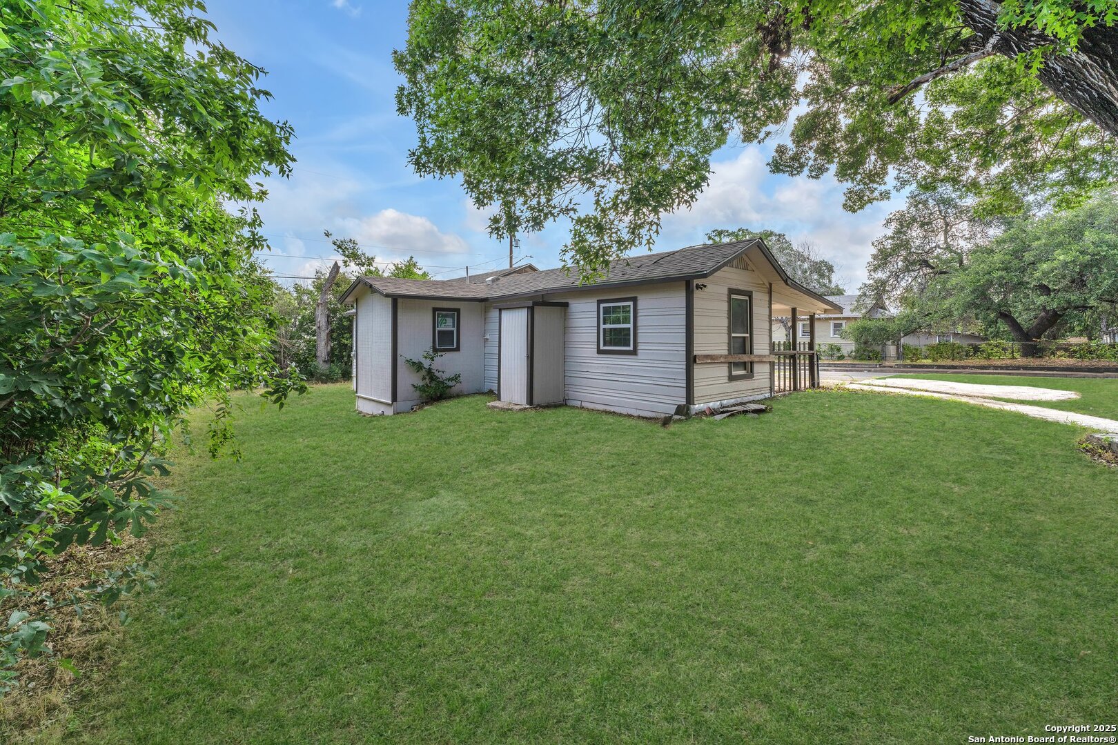 2236 Schley San Antonio TX 78210