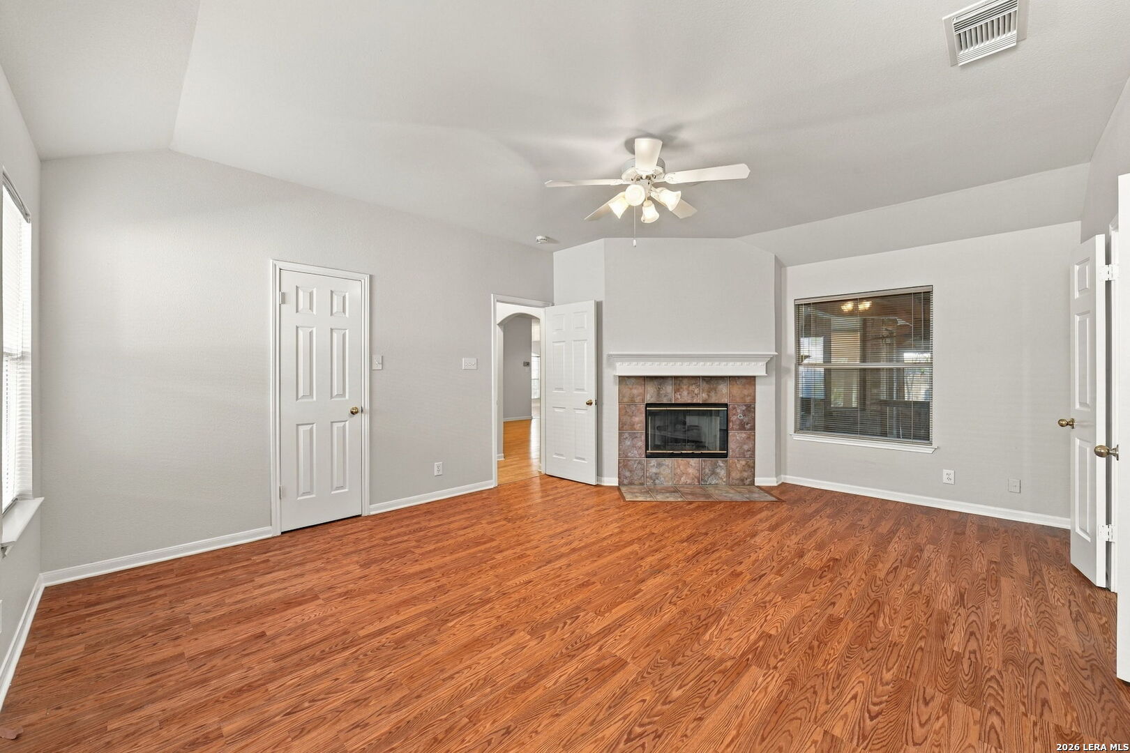 6334 Parkland Oaks Drive San Antonio TX 78240