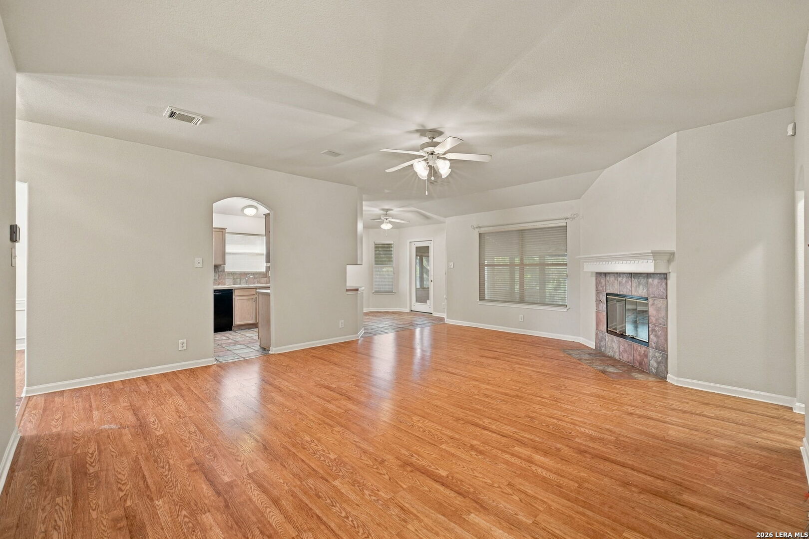 6334 Parkland Oaks Drive San Antonio TX 78240