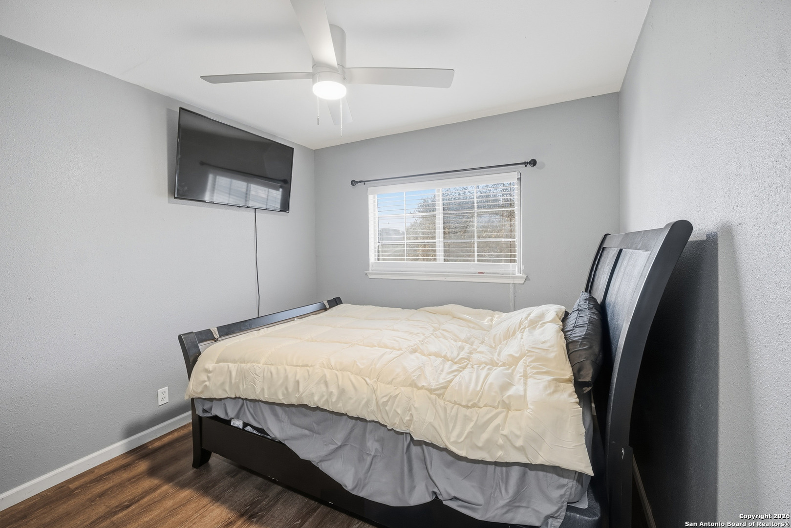 301 Cypressgarden San Antonio TX 78245