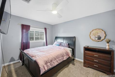 301 Cypressgarden San Antonio TX 78245