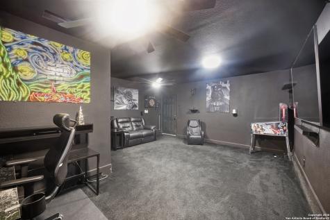 301 Cypressgarden San Antonio TX 78245
