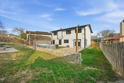 301 Cypressgarden San Antonio TX 78245