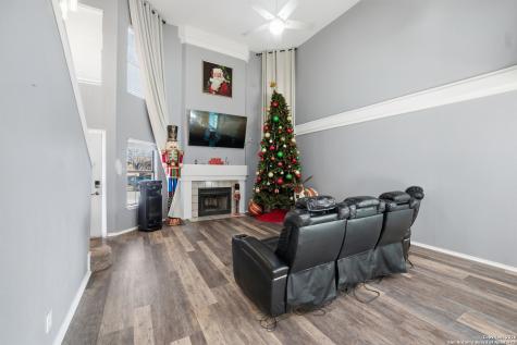 301 Cypressgarden San Antonio TX 78245