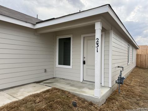 231 Ottawa Way New Braunfels TX 78130