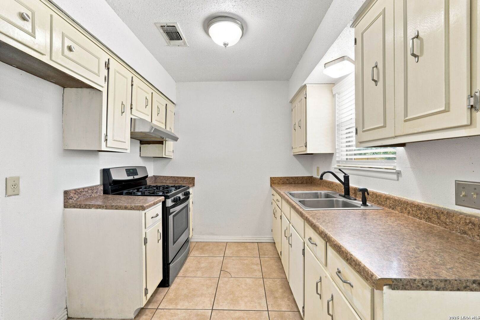 6715 Yellow Rose Street Leon Valley TX 78238