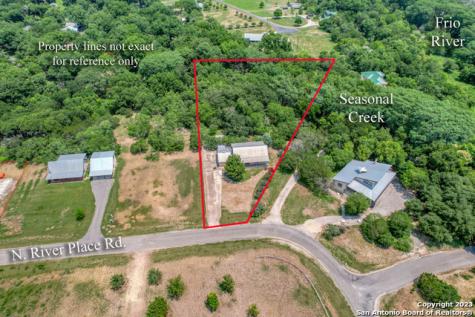 28 N River Place Road Rio Frio TX 78879