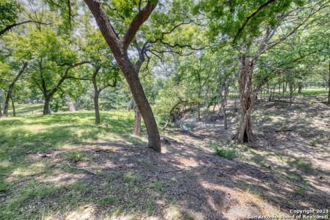 28 N River Place Road Rio Frio TX 78879