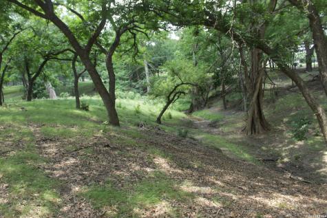 28 N River Place Road Rio Frio TX 78879