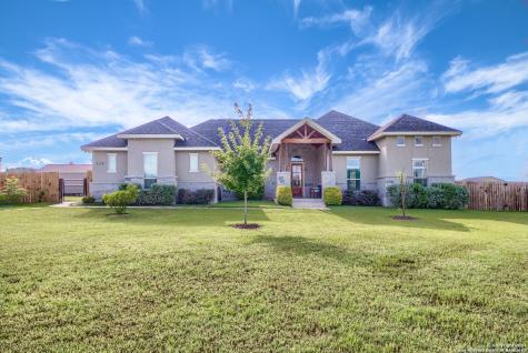 133 Westfield Landing La Vernia TX 78121