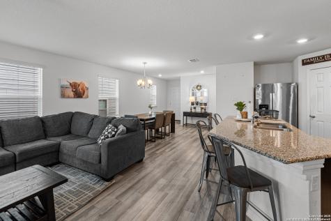 11221 Amberina San Antonio TX 78245