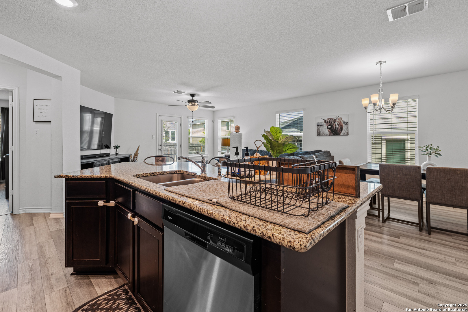 11221 Amberina San Antonio TX 78245