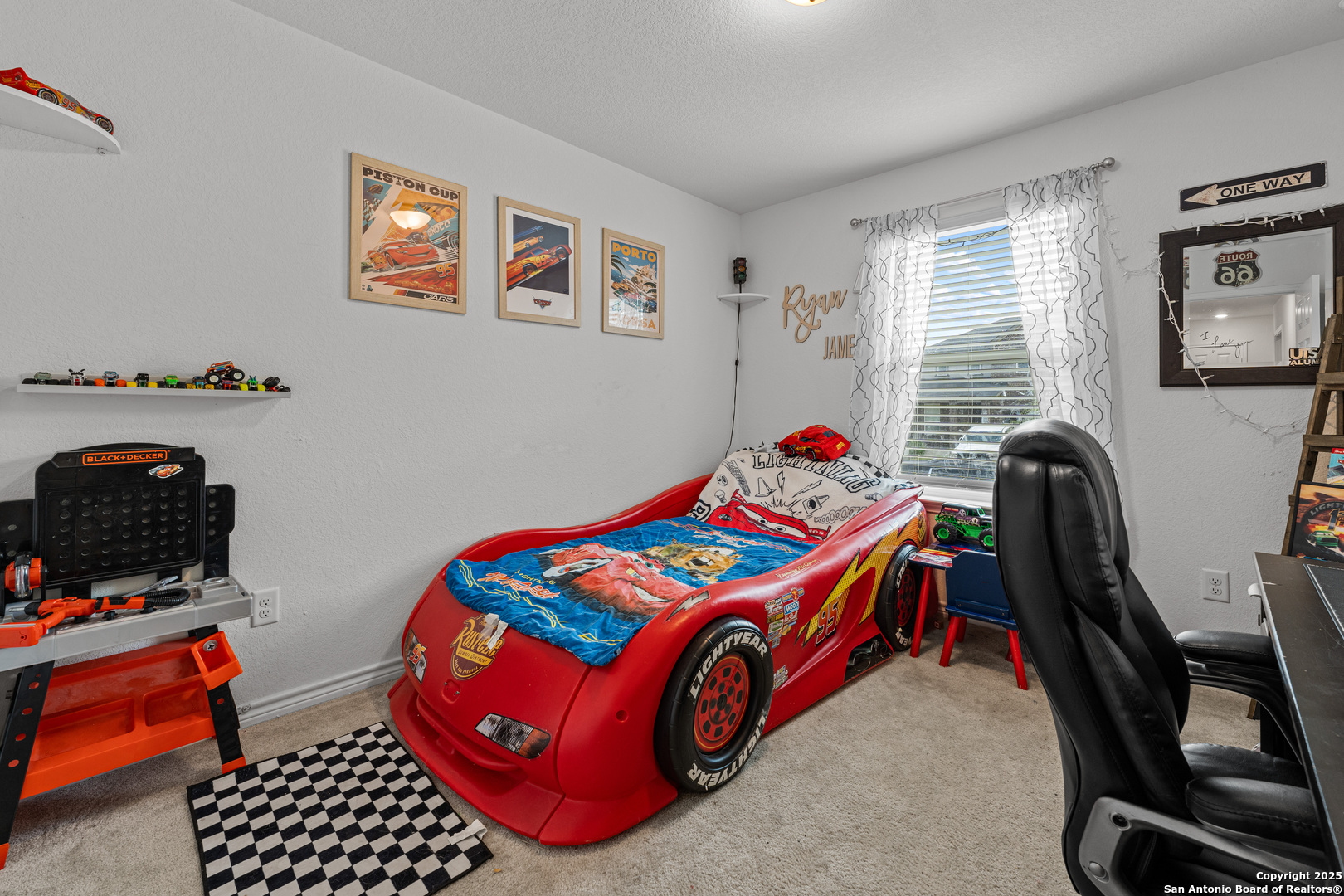 11221 Amberina San Antonio TX 78245