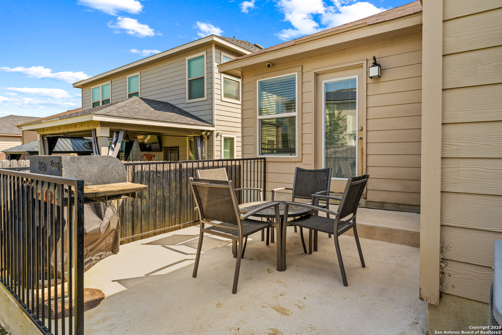 11221 Amberina San Antonio TX 78245