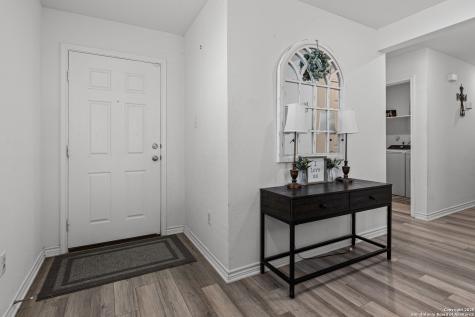 11221 Amberina San Antonio TX 78245