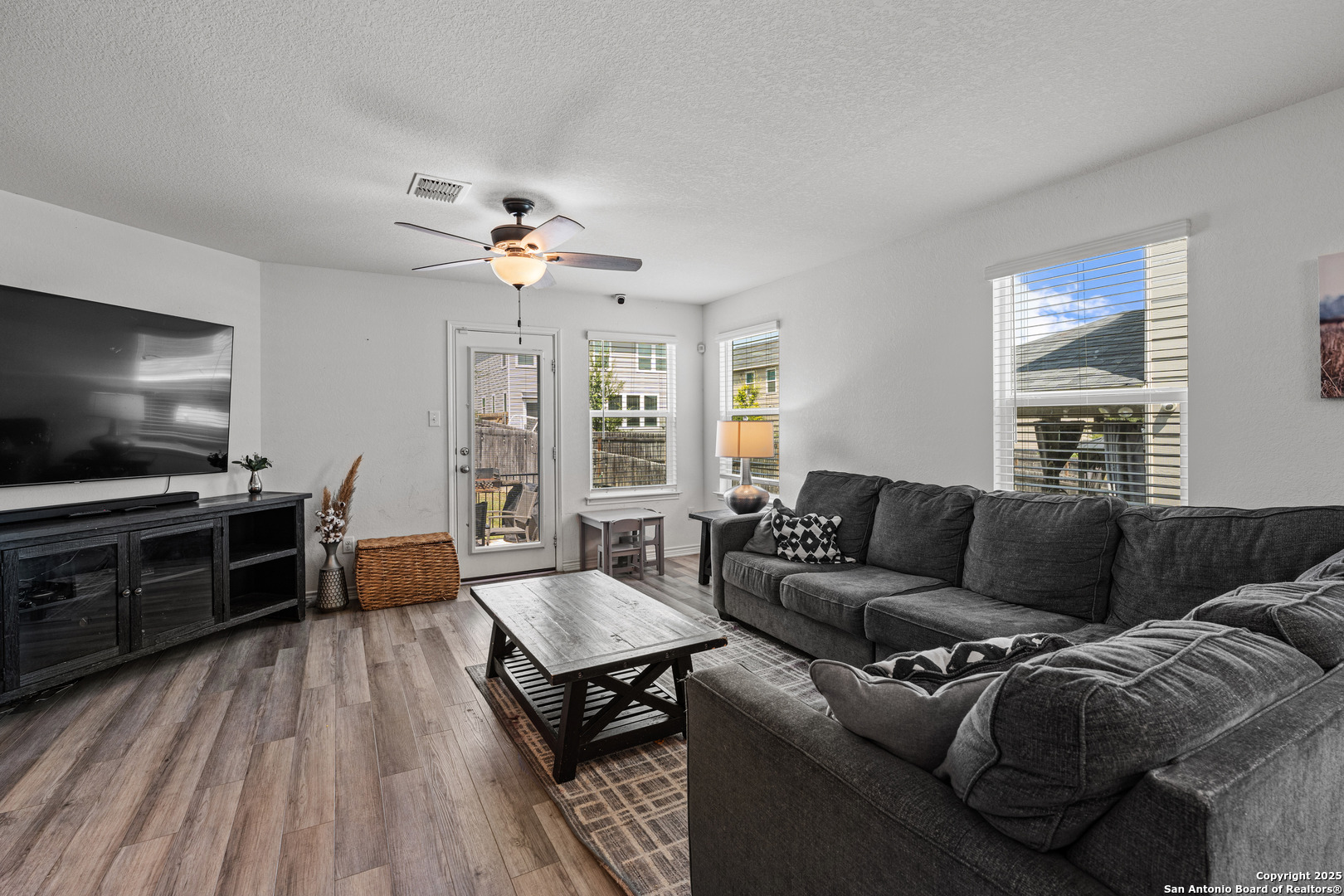 11221 Amberina San Antonio TX 78245