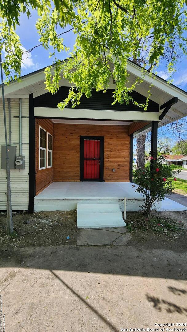 2538 E Houston Street San Antonio TX 78202