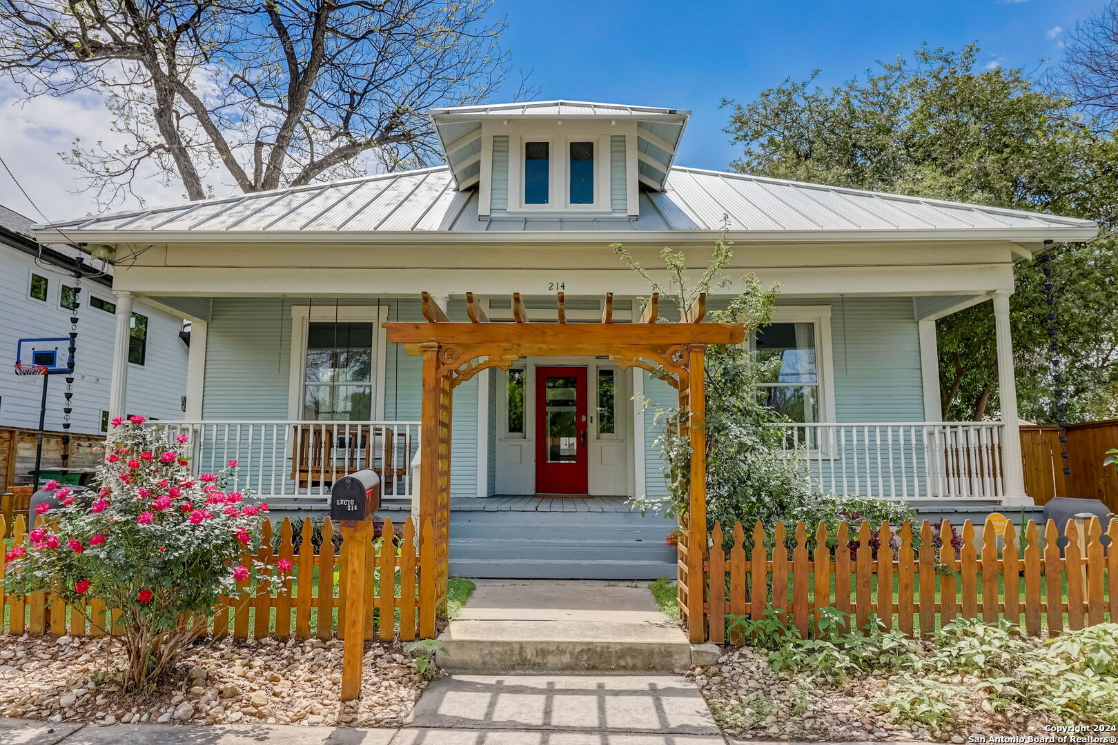 214 Simon San Antonio TX 78204