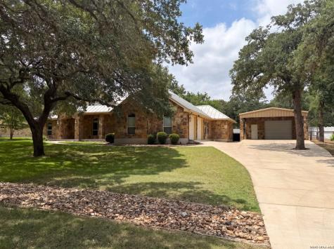 165 Vintage Ranch Circle La Vernia TX 78121