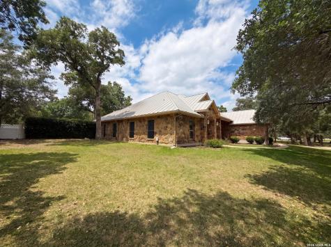 165 Vintage Ranch Circle La Vernia TX 78121