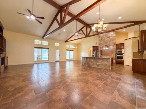 165 Vintage Ranch Circle La Vernia TX 78121