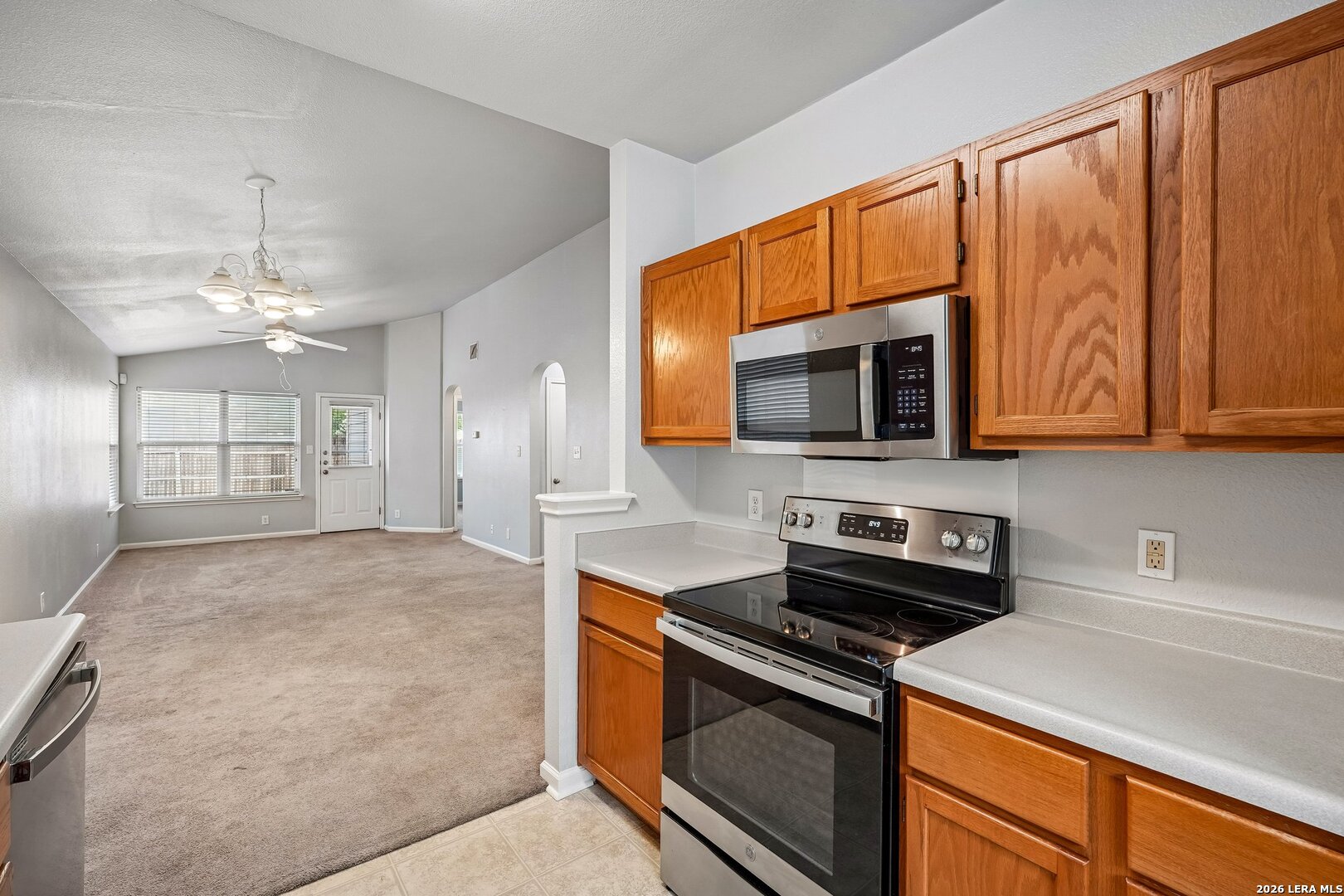 4023 Sparrow Lake San Antonio TX 78244