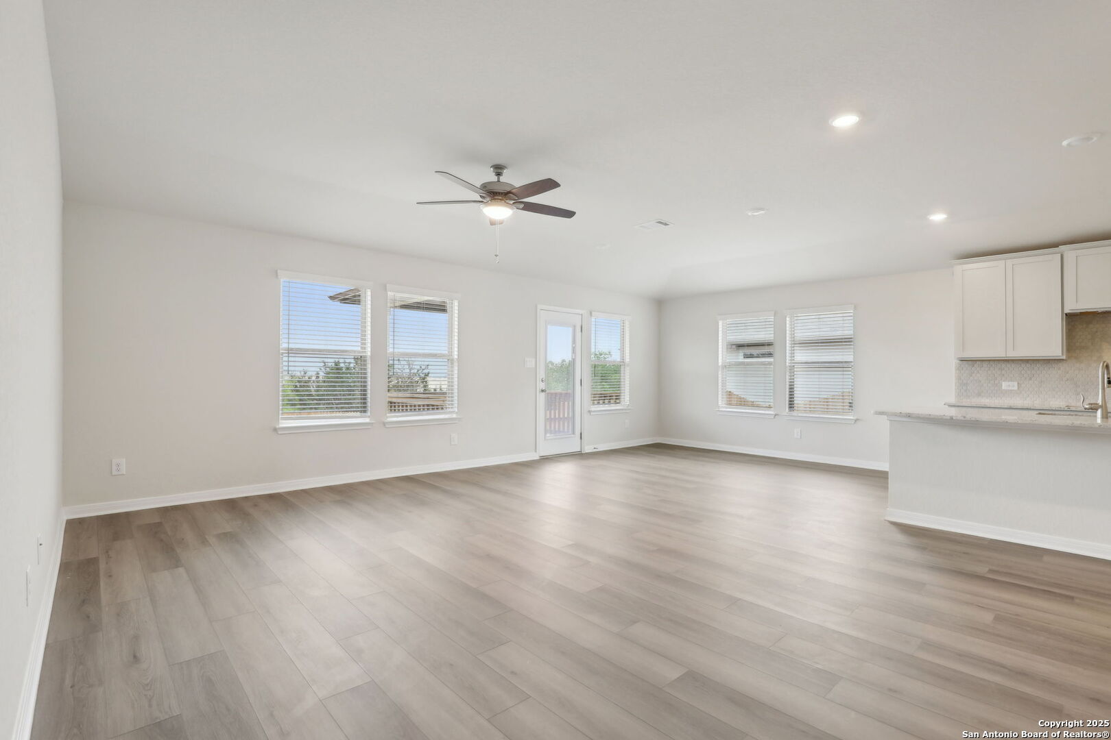 112 Shelton Pass Cibolo TX 78108