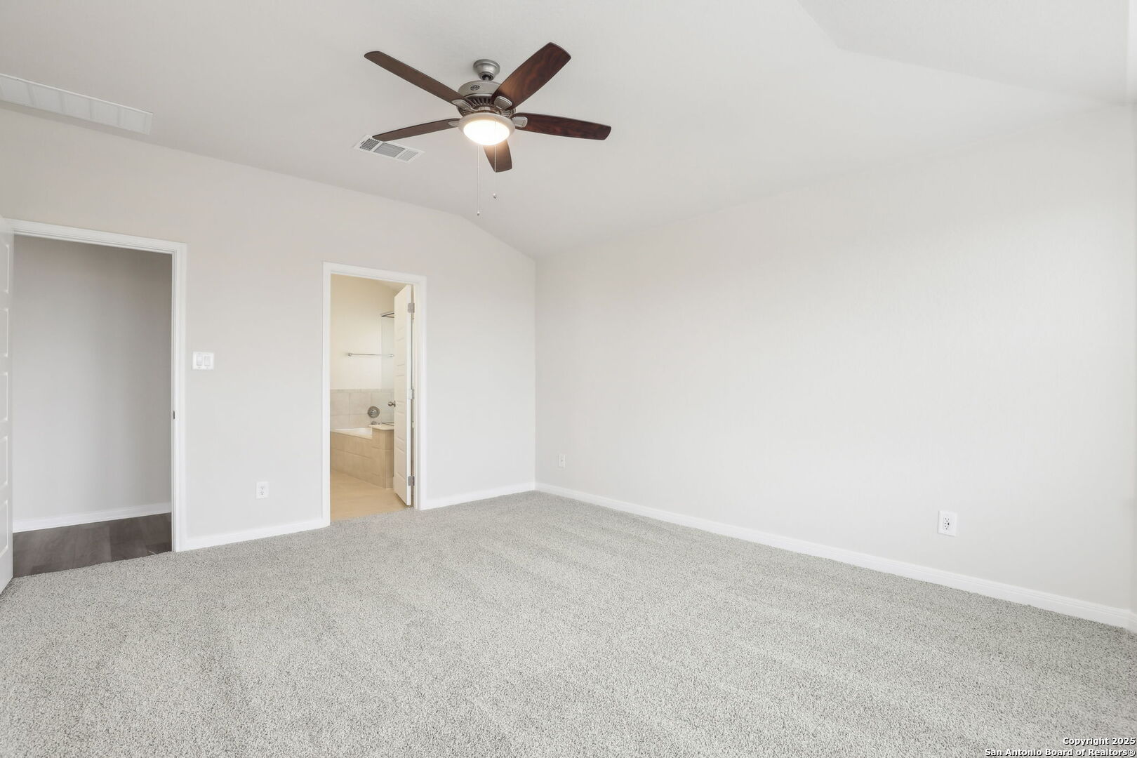 112 Shelton Pass Cibolo TX 78108
