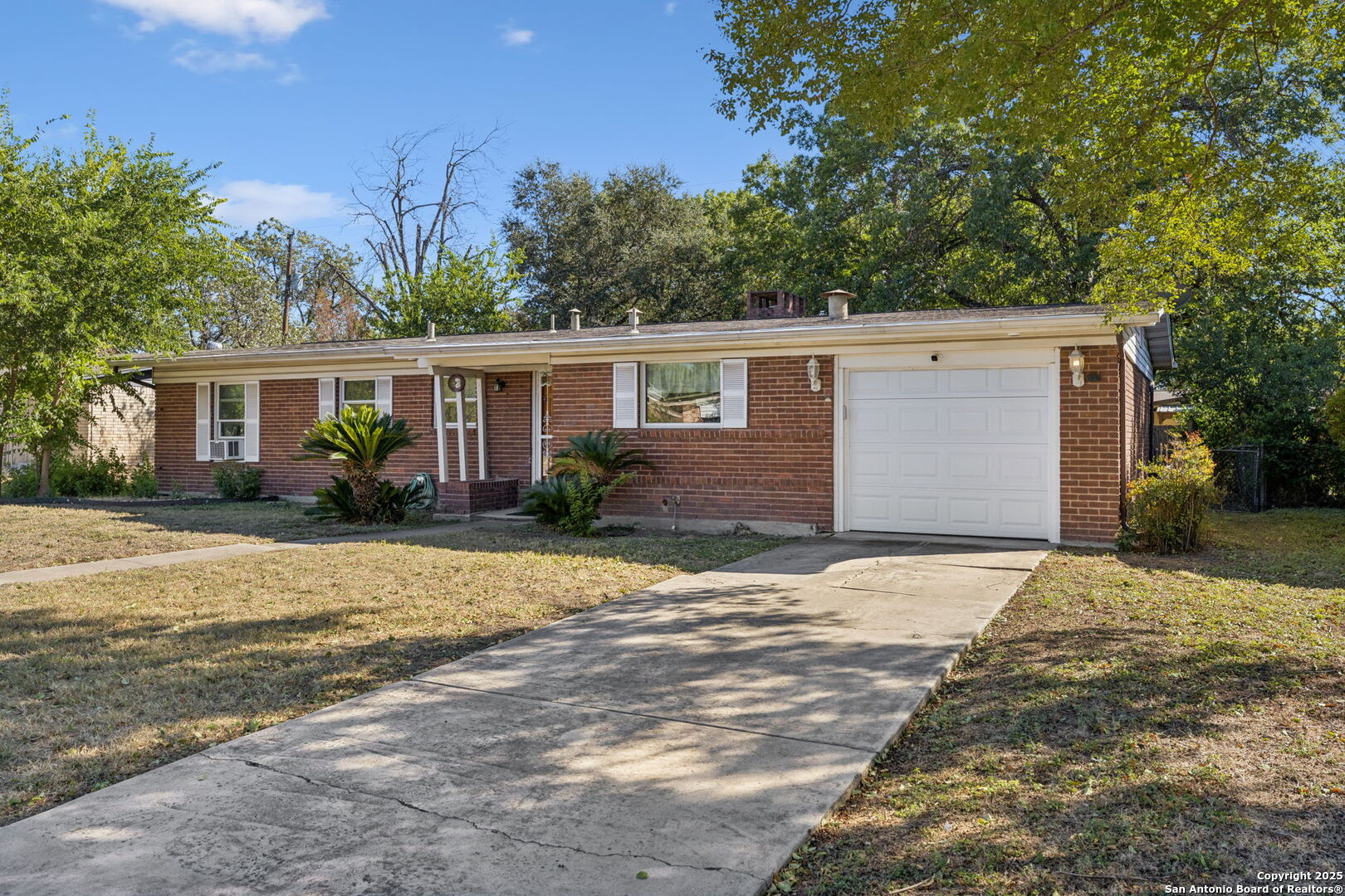 4518 Tropical San Antonio TX 78218