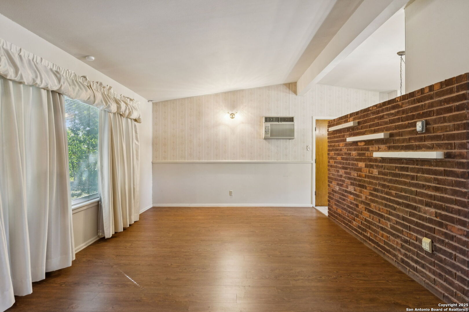 4518 Tropical San Antonio TX 78218