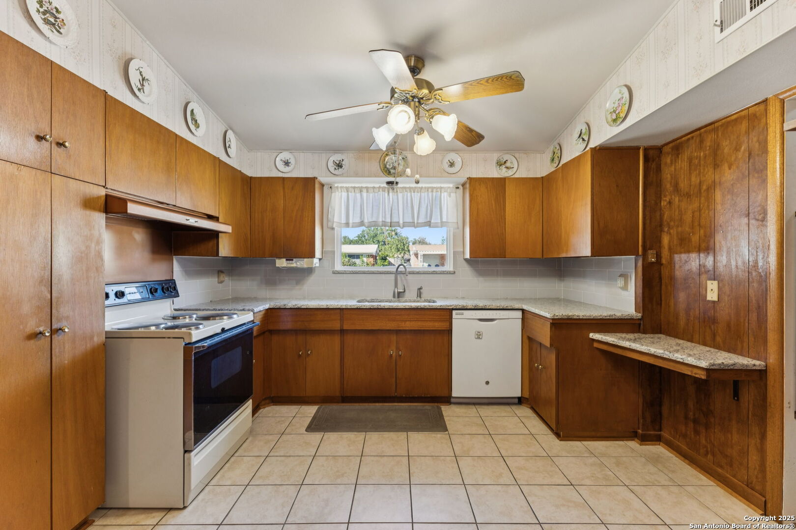 4518 Tropical San Antonio TX 78218