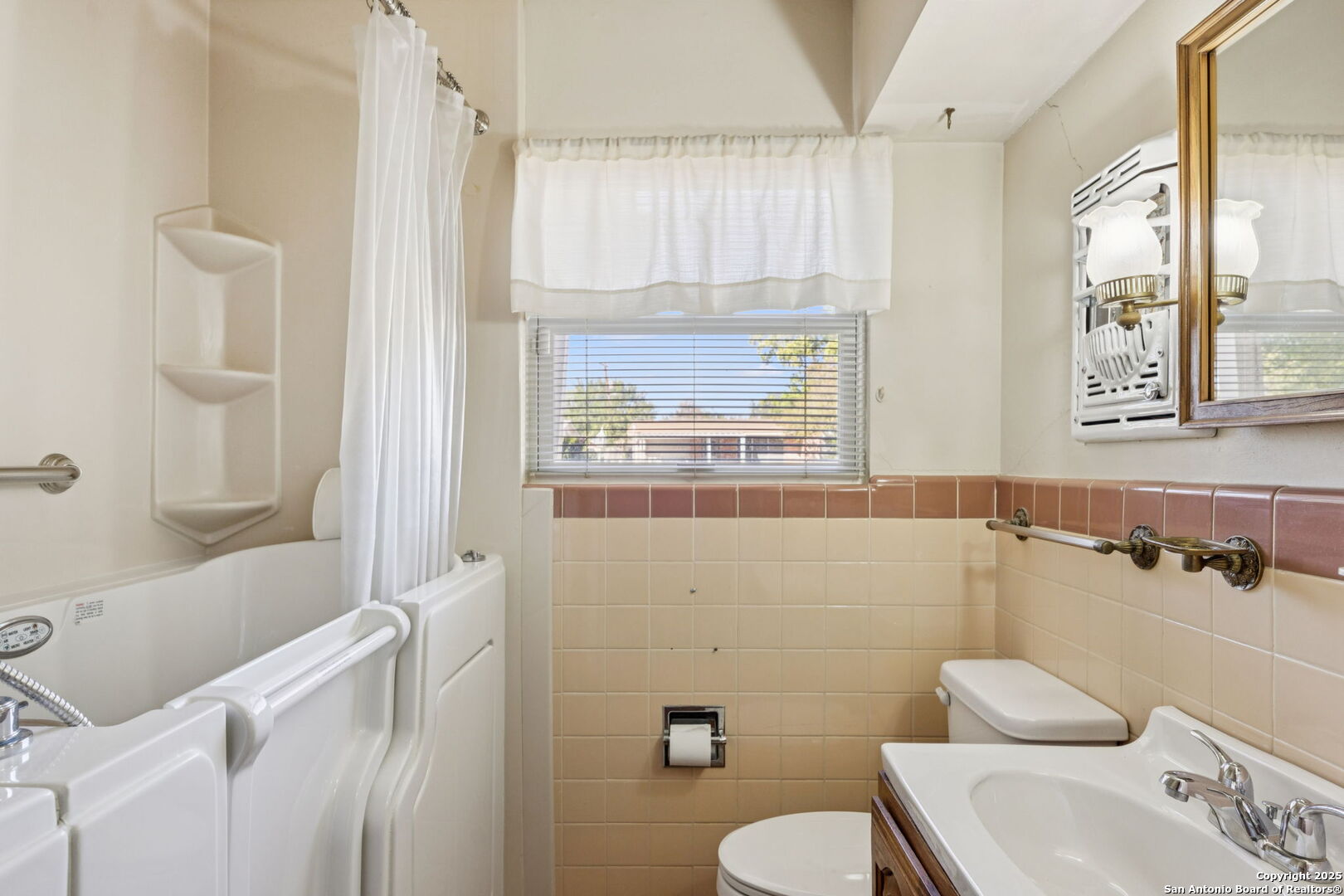 4518 Tropical San Antonio TX 78218