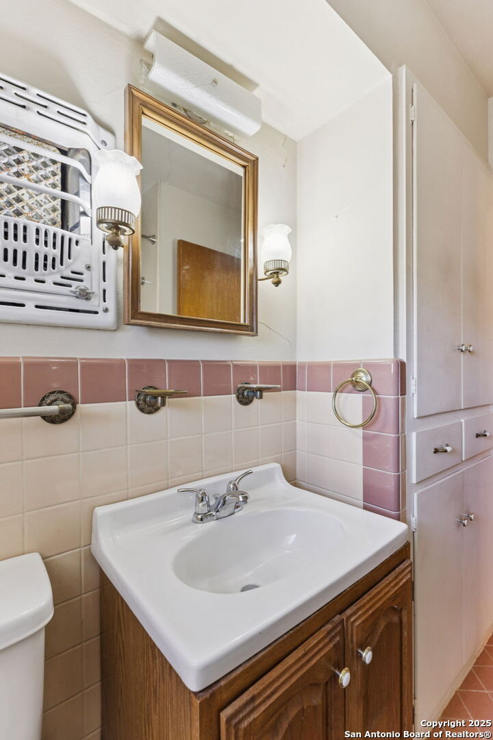 4518 Tropical San Antonio TX 78218