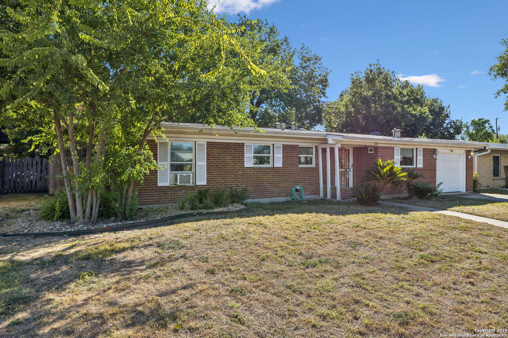 4518 Tropical San Antonio TX 78218