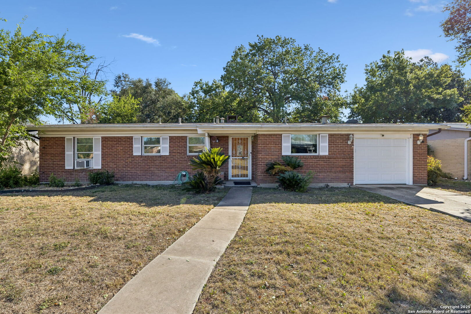 4518 Tropical San Antonio TX 78218
