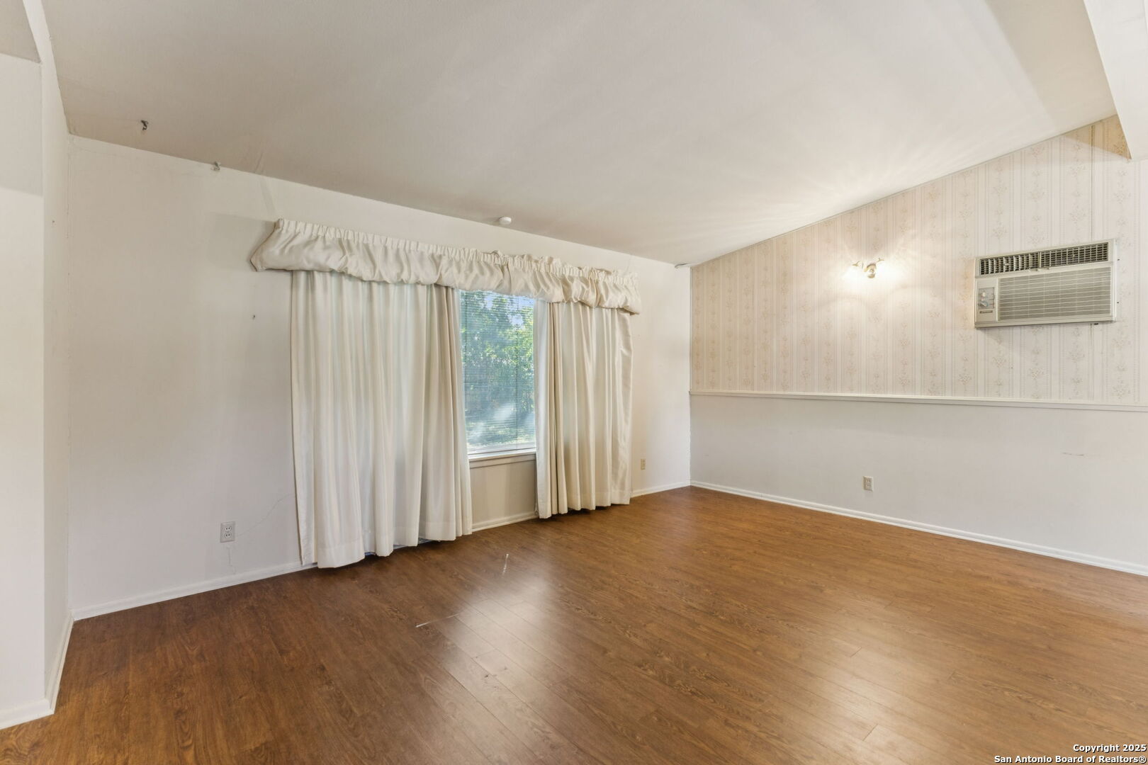 4518 Tropical San Antonio TX 78218
