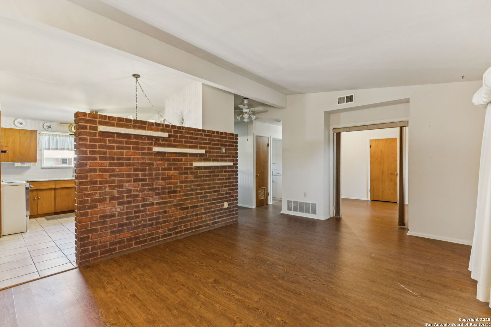 4518 Tropical San Antonio TX 78218