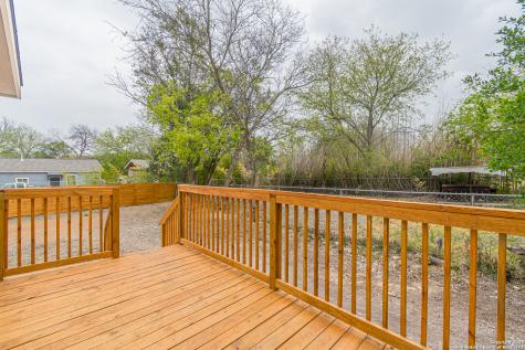 324 Bargas Street San Antonio TX 78210
