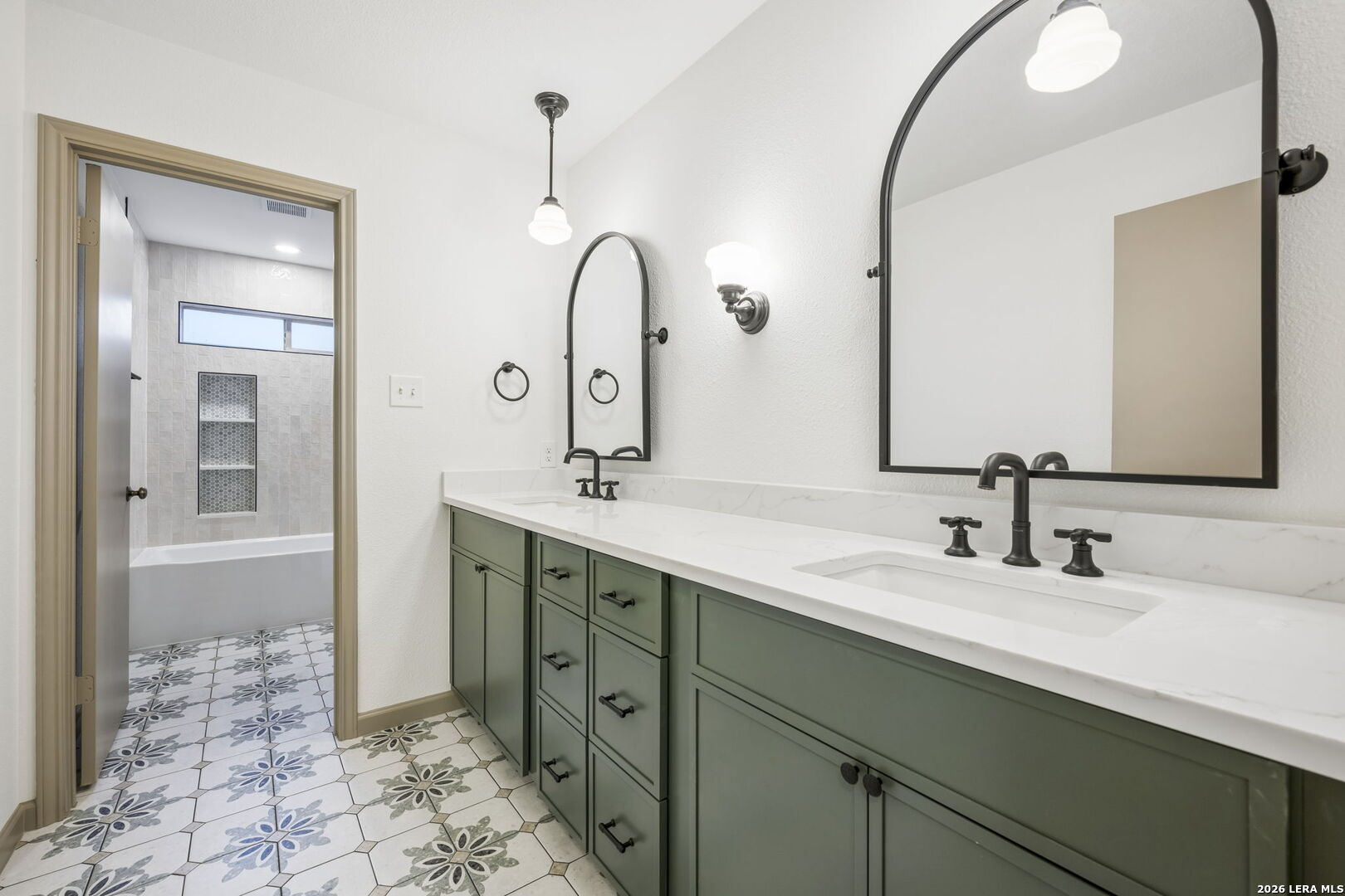 13606 Oak Cabin San Antonio TX 78232