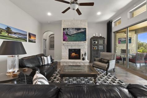 24142 Mateo San Antonio TX 78261