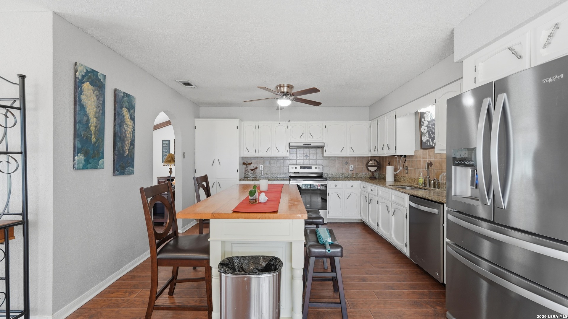 150 Ranch Country Drive La Vernia TX 78121