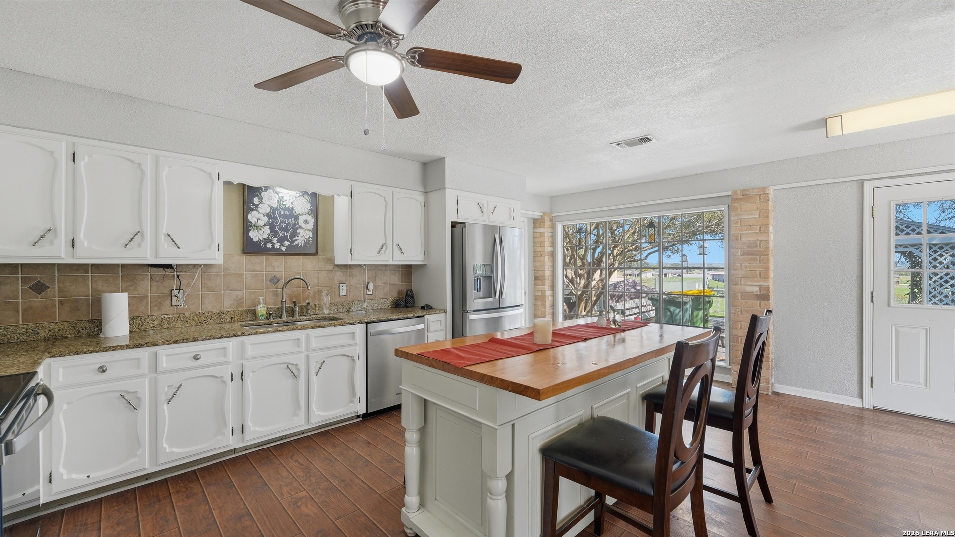 150 Ranch Country Drive La Vernia TX 78121