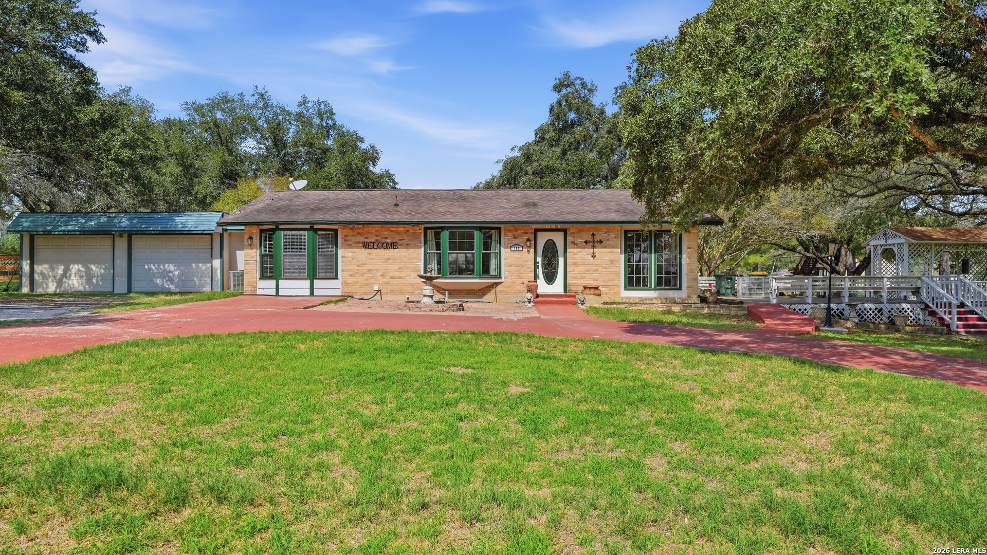 150 Ranch Country Drive La Vernia TX 78121