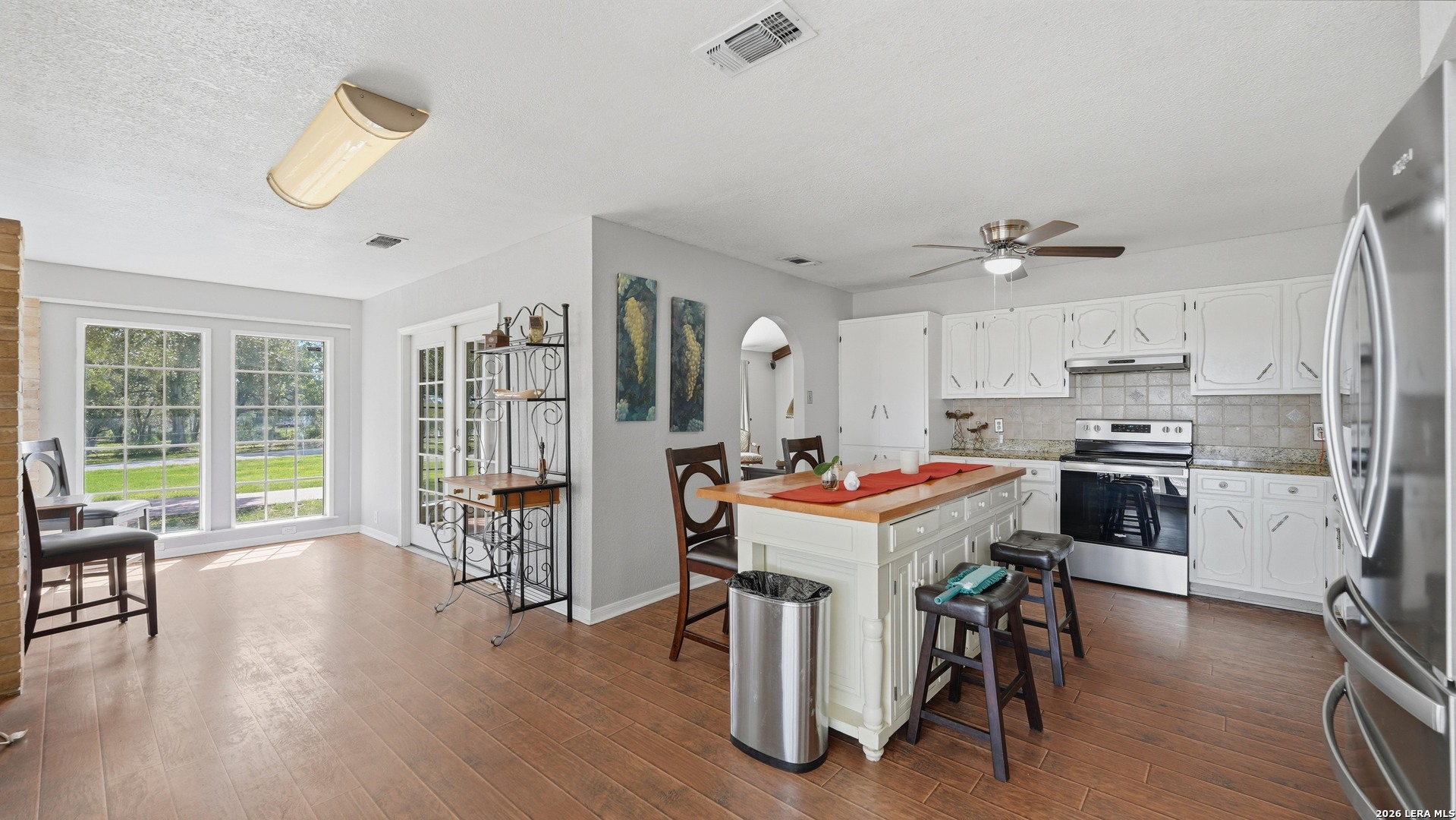 150 Ranch Country Drive La Vernia TX 78121