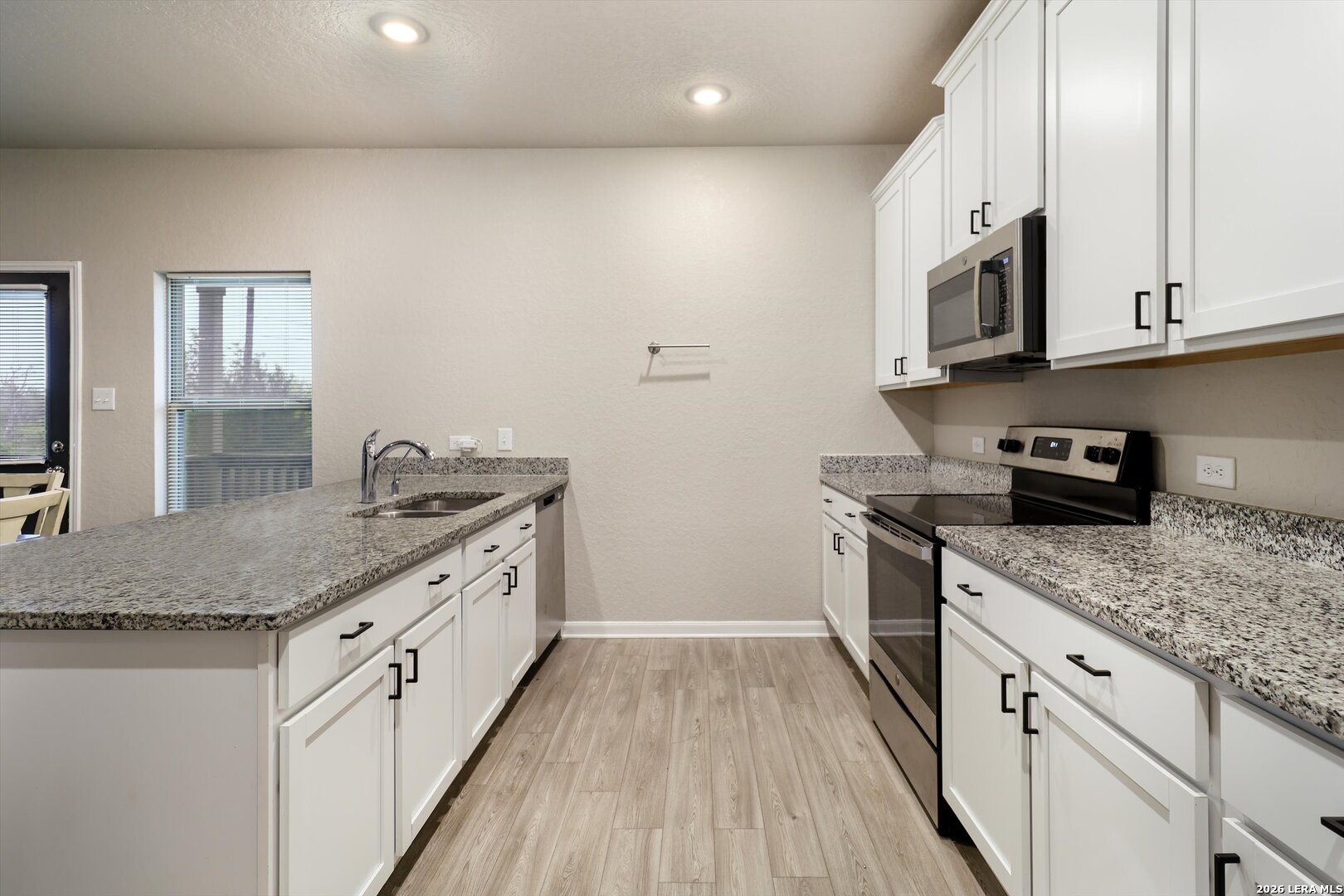 6810 Emerald Valley San Antonio TX 78242