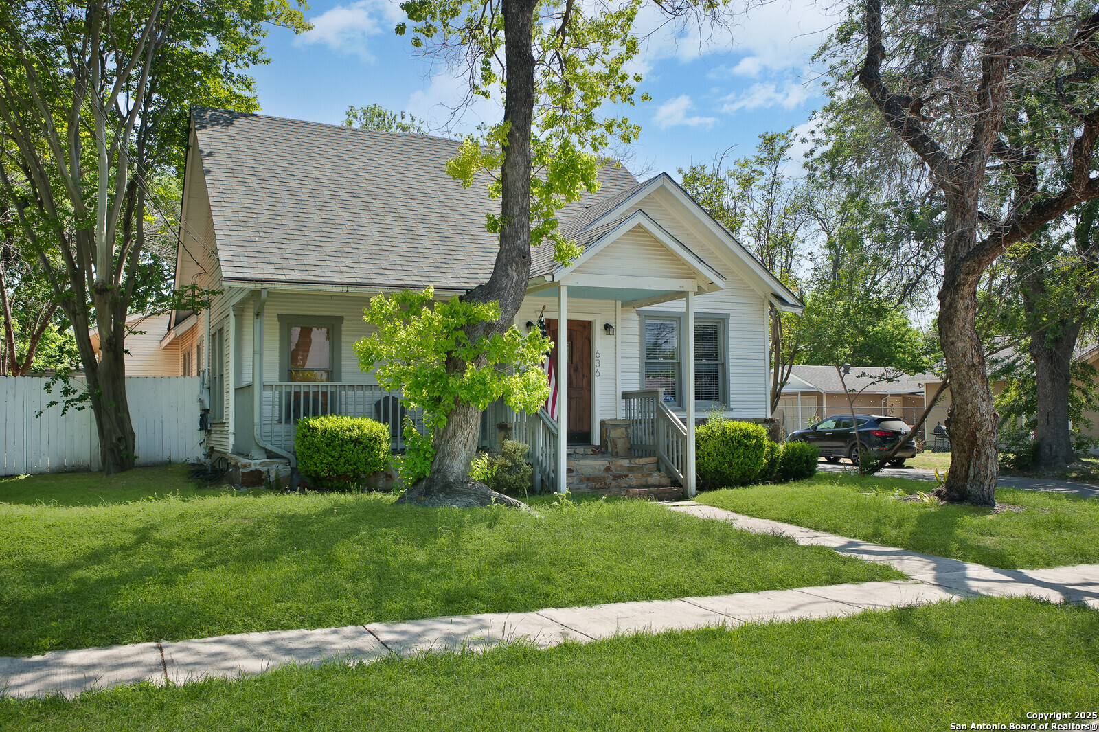636 W Hollywood Avenue San Antonio TX 78212
