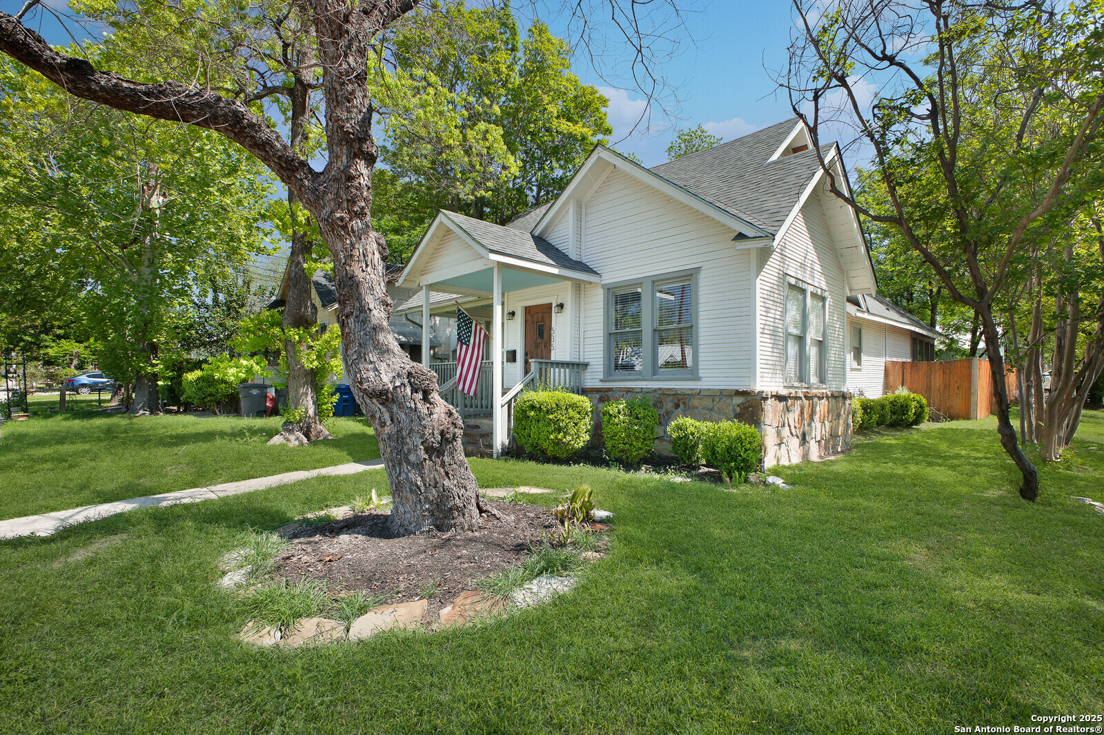 636 W Hollywood Avenue San Antonio TX 78212