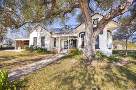 7150 County Road 429 Dhanis TX 78850
